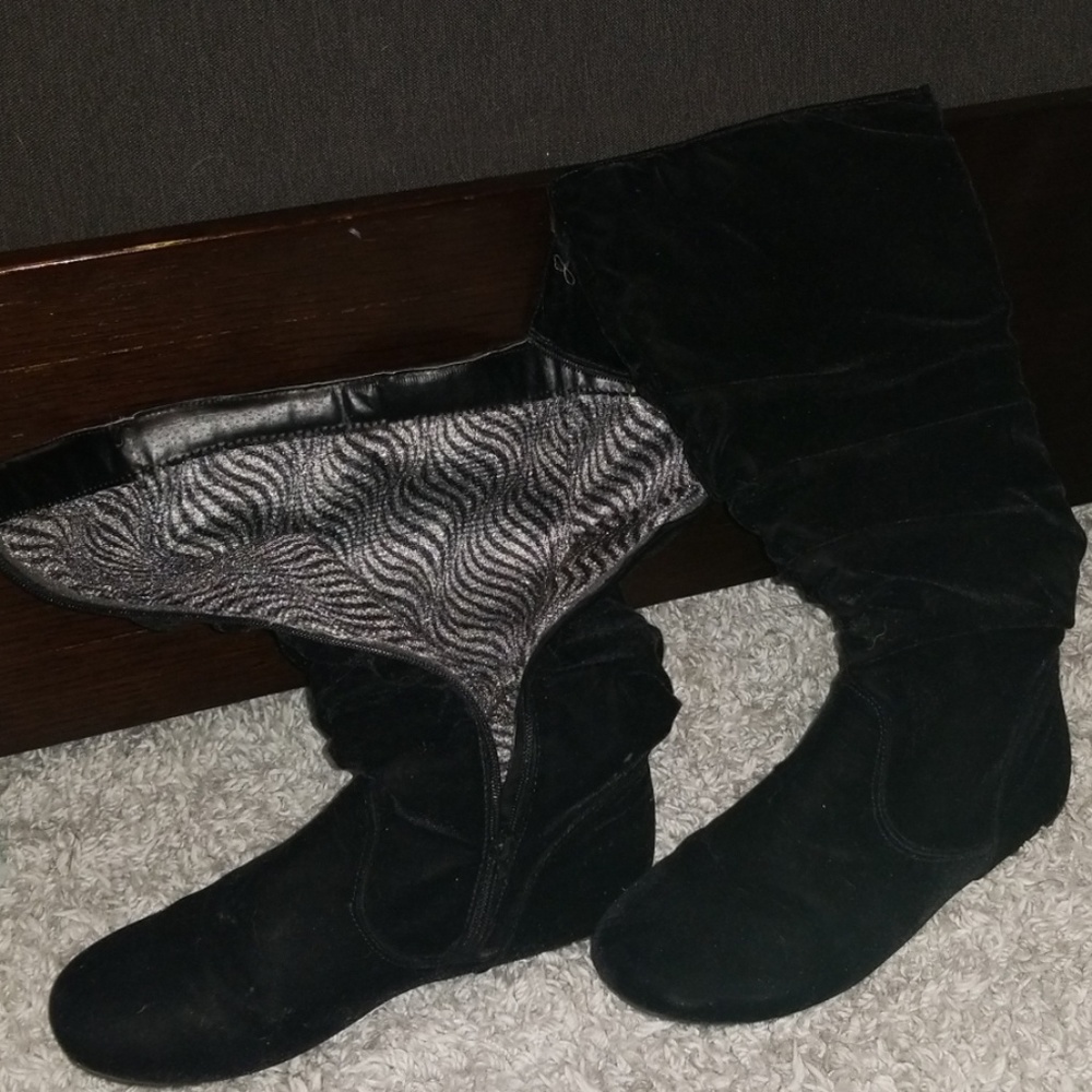 Knee high black faux velvet boots